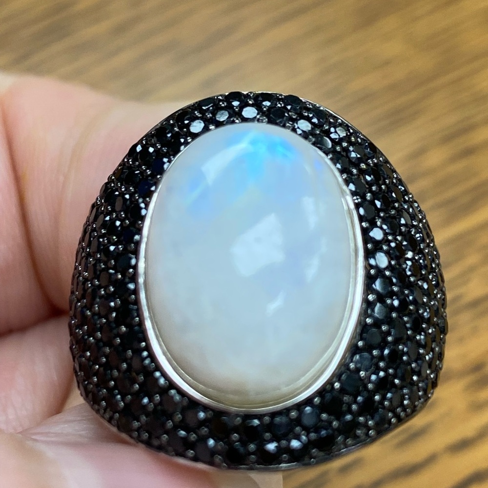 Elegant Black spinel and White moon Stone Ring